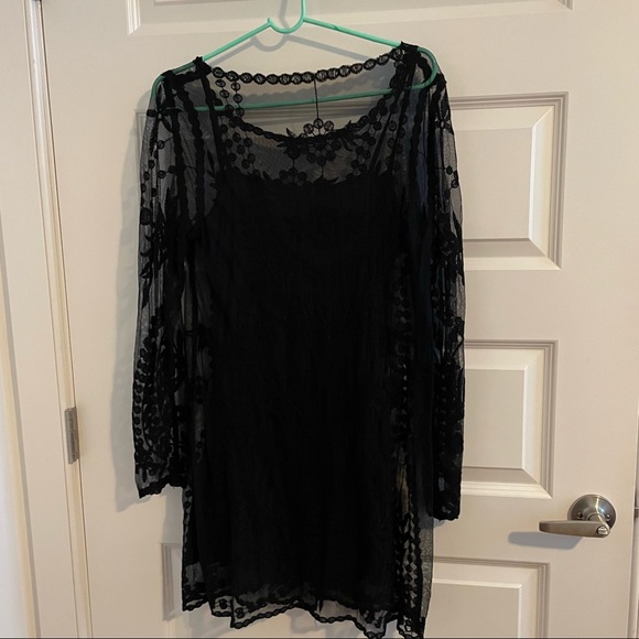 H&M sheer long-sleeved black dress with lining, Size 12 - Picture 4 of 5